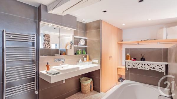 Appartement F2 à vendre  2 pièces - 65,86 m2 PARIS - 75004