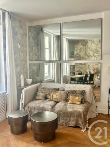 Appartement F2 à vendre  2 pièces - 65,86 m2 PARIS - 75004