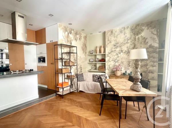 Appartement F2 à vendre  2 pièces - 65,86 m2 PARIS - 75004