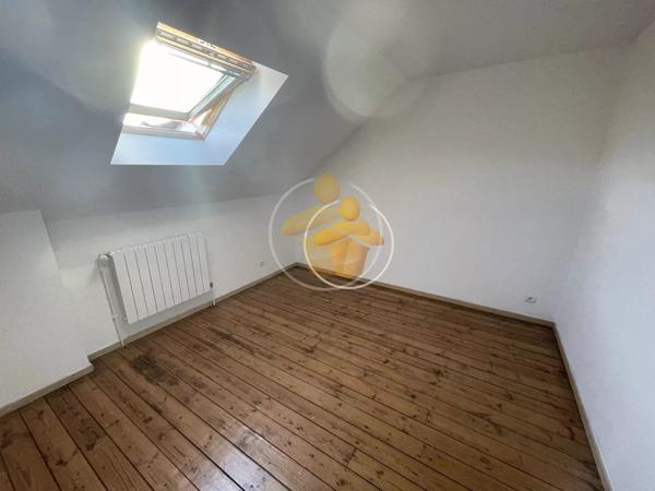 Location                                                      Maison
                        
                     5 pièces                      95 m2                     à Tergnier