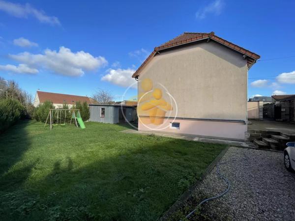 Location                                                      Maison
                        
                     5 pièces                      95 m2                     à Tergnier