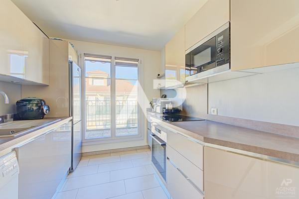 Appartement Rueil Malmaison 3 pièce(s) 66.17 m2 499 000 € **  - Référence  19321