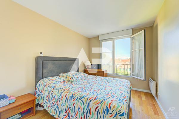 Appartement Rueil Malmaison 3 pièce(s) 66.17 m2 499 000 € **  - Référence  19321