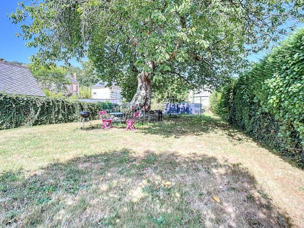 VANCE (72),Maison à vendre 6 pièces-115m²-terrainde 450m²- terrasse- parking-cave