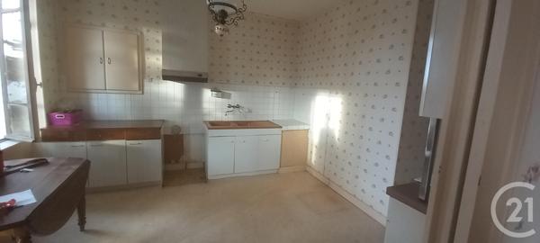 Maison à vendre  7 pièces - 176,50 m2 DOMERAT - 03