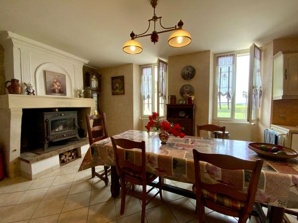 Belle demeure entre Jonzac et Pons