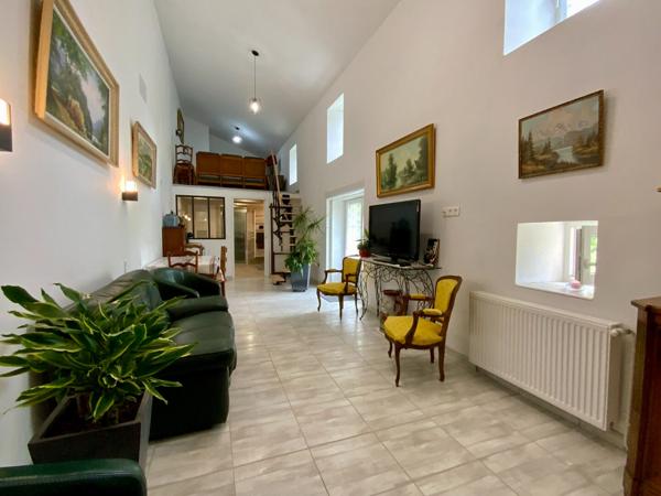 Belle demeure entre Jonzac et Pons