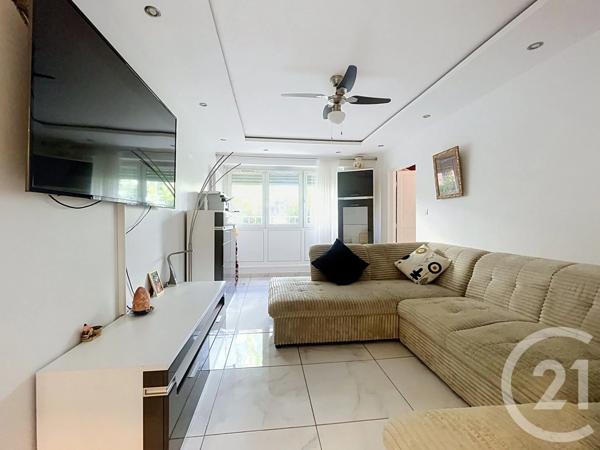 Appartement F4 à vendre  4 pièces - 82,30 m 2   VANDOEUVRE LES NANCY  - 54