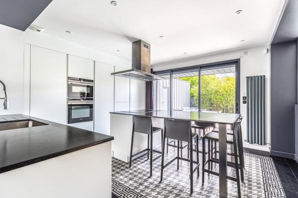 Vente Maison de luxe Bordeaux 6 Pièces 210 m²