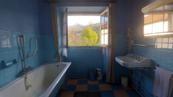 Saint-Étienne-de-Baïgorry (64430) Maison ancienne à fort potentiel BaigorrI