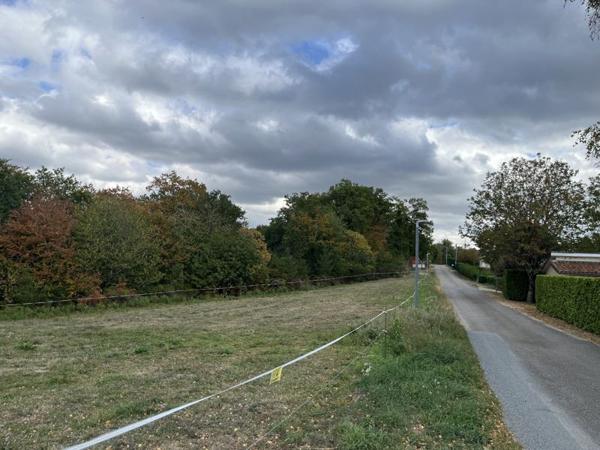 Terrain à vendre 27 000 € Latronquière 2718 m² DPE