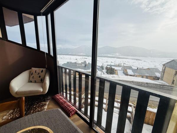 STUDIO entièrement rénové avec place de stationnement privative