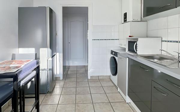 Appartement à louer    3 pièces • 58,10 m2 Vénissieux