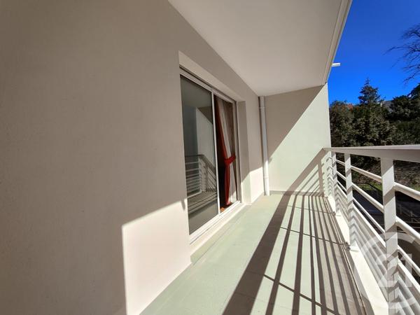 Appartement F4 à vendre  4 pièces - 78,59 m2 NANTES - 44