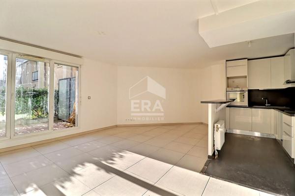 Appartement La Plaine Saint-Denis 3 pièce(s) 66 m2