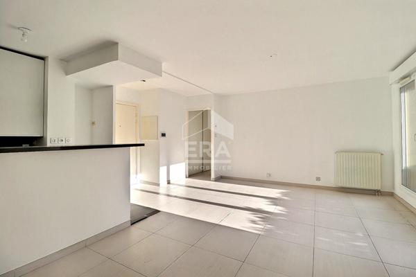 Appartement La Plaine Saint-Denis 3 pièce(s) 66 m2