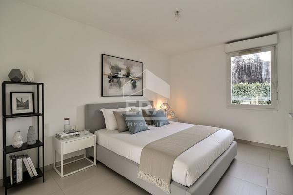 Appartement La Plaine Saint-Denis 3 pièce(s) 66 m2