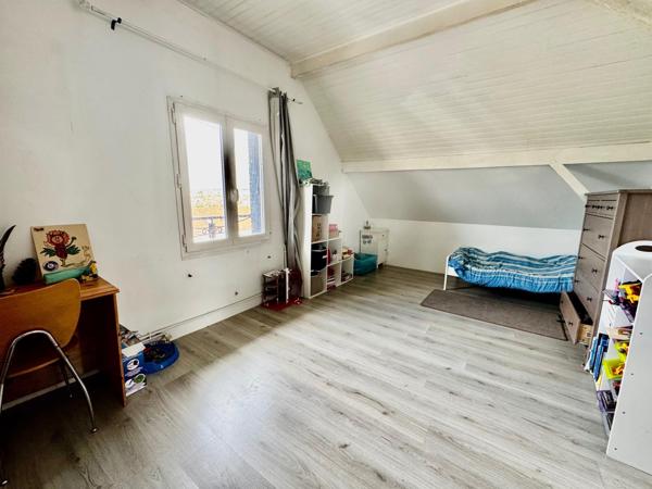 Maison 68 m2 - 3 chambres- sous-sol total- terrain 372 m2