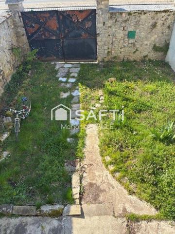 Maison 3 pièces, jardin et garage, fort potentiel