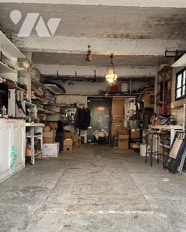 À seulement 5 minutes à pied du village, découvrez cette charmante villa lumineuse d’environ 87 m²