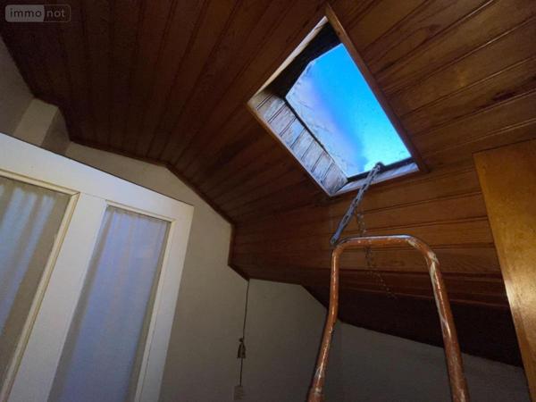 Maison à vendre à Saint-Chély-d'Apcher en Lozère (48200), ref : 48032-141