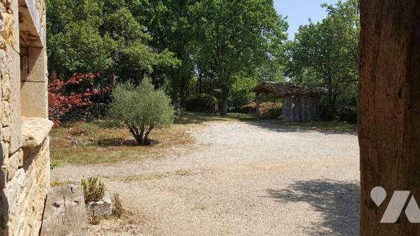 A VENDRE - A BEAUREGARD (LOT - 46260) - A 23km de Villefranche-de-Rouergue et 8km de Limogne-en...