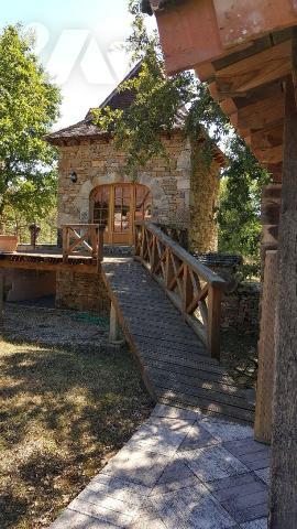 A VENDRE - A BEAUREGARD (LOT - 46260) - A 23km de Villefranche-de-Rouergue et 8km de Limogne-en...