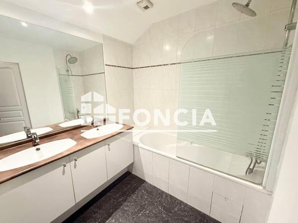 Location Maison 4 pièces 87 m² - 59 ROUTE DU BATTOIR Vulbens 74520