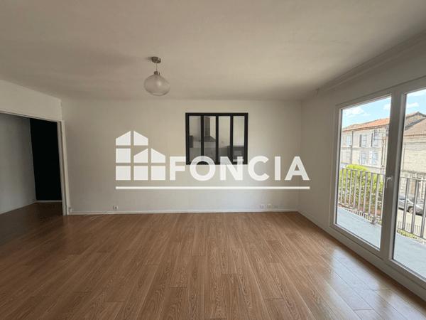 Location Appartement 4 pièces 84 m² - Angouleme 16000