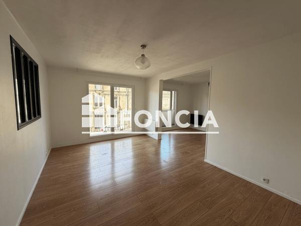 Location Appartement 4 pièces 84 m² - Angouleme 16000