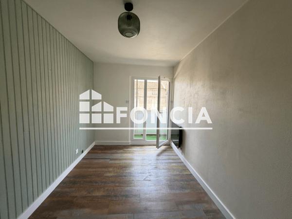 Location Appartement 4 pièces 84 m² - Angouleme 16000