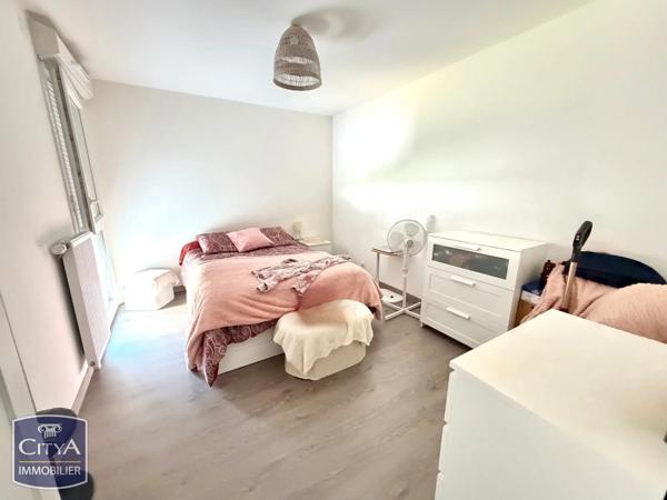 Appartement à vendre 2 pièces 40.76m² Vaires-sur-Marne (77360)