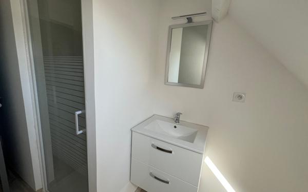 Appartement à louer    3 pièces •  Anizy-le-Château