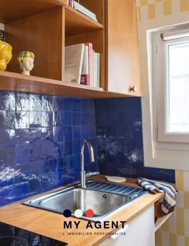 Chambre de service refaite à neuf – Saint-Lazare – Paris 8ème (75)
