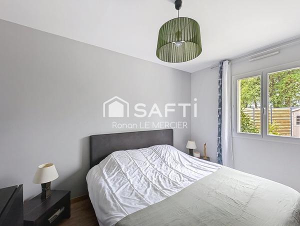 Maison familiale, vie de plain-pied et jardin sans vis-à-vis