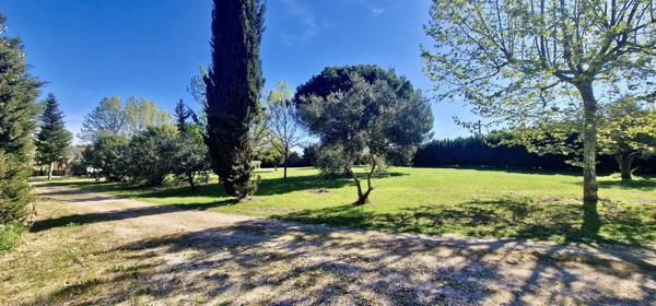 MAISON 5 PIECES DE 150 m² AVEC TERRAIN DE 12 000 M² SUR LUNEL 750 000 €