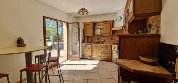 MAISON 5 PIECES DE 150 m² AVEC TERRAIN DE 12 000 M² SUR LUNEL 750 000 €