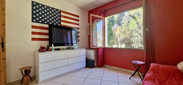MAISON 5 PIECES DE 150 m² AVEC TERRAIN DE 12 000 M² SUR LUNEL 750 000 €