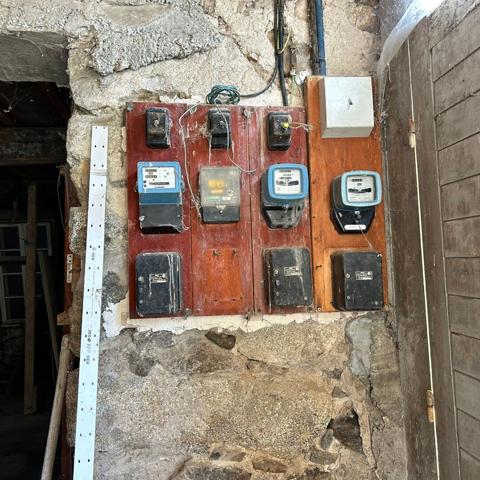 A VENDRE MAISON DIVISEE EN 3 APPARTEMENTS + TERRASSES + GARAGE + JARDIN