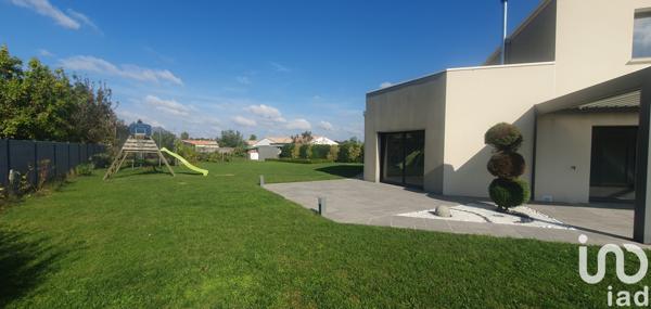 Maison à vendre 5 pièces 132 m² Petosse