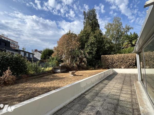 APPARTEMENT T6 - 200 m² - QUARTIER ROND POINT DE RENNES / ROND POINT DE VANNES