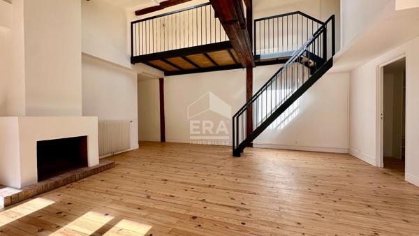 A VENDRE LOFT 5P ENSOLEILLE DUPLEX COMME UNE MAISON 125M2 / 139M2 SOL TERRASSE SUD 34M2 PARIS 10E LOUIS BLANC CANAL ST MARTIN