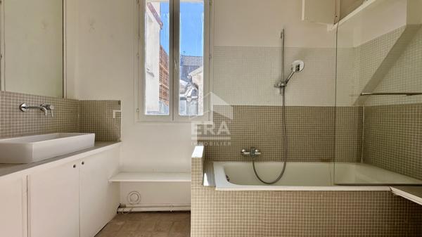 A VENDRE LOFT 5P ENSOLEILLE DUPLEX COMME UNE MAISON 125M2 / 139M2 SOL TERRASSE SUD 34M2 PARIS 10E LOUIS BLANC CANAL ST MARTIN