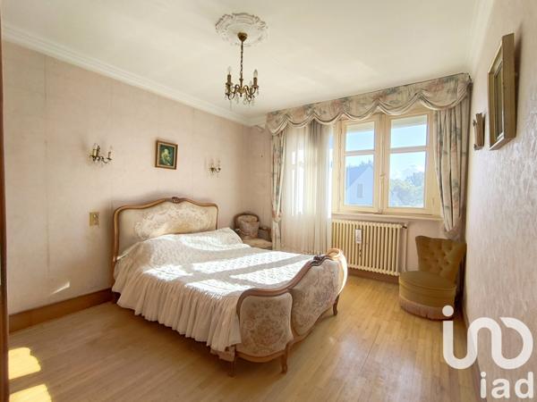 Maison à vendre 5 pièces 117 m² Carhaix-Plouguer