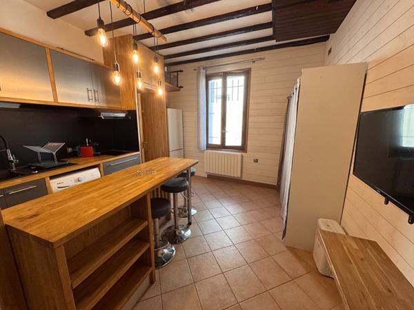 33100 BORDEAUX BASTIDE -   astucieux studio de 22m² + lit escamotable électrique à vendre