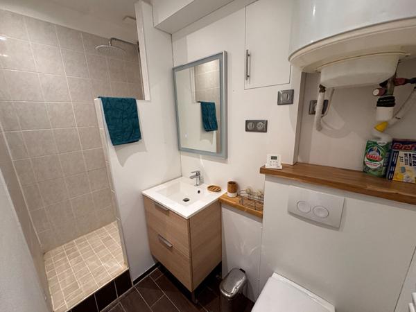33100 BORDEAUX BASTIDE -   astucieux studio de 22m² + lit escamotable électrique à vendre