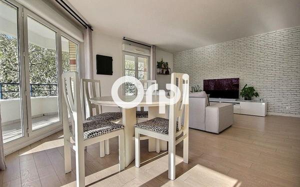 Appartement à vendre    3 pièces • 63,43 m2 Élancourt