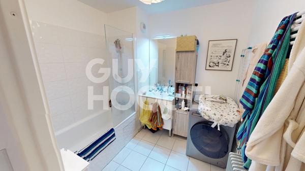 Appartement contemporain avec balcon dans une résidence récente de standing à Ivry-sur-Seine