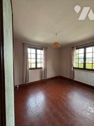 Maison d'habitation sur sous-sol