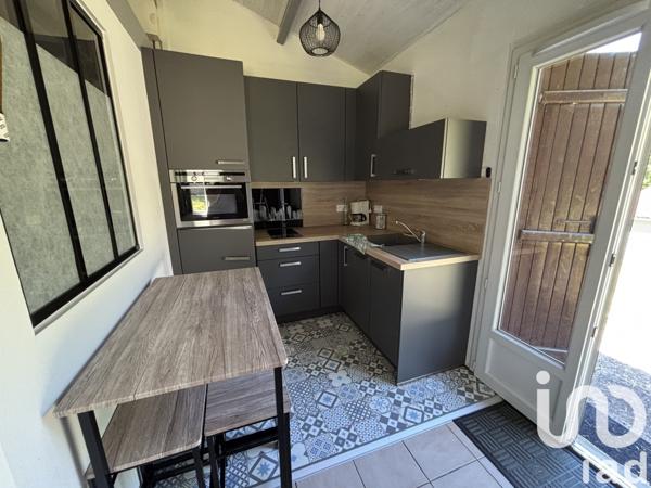 Châlet 2 pièces de 23 m² à La Coquille (24450)